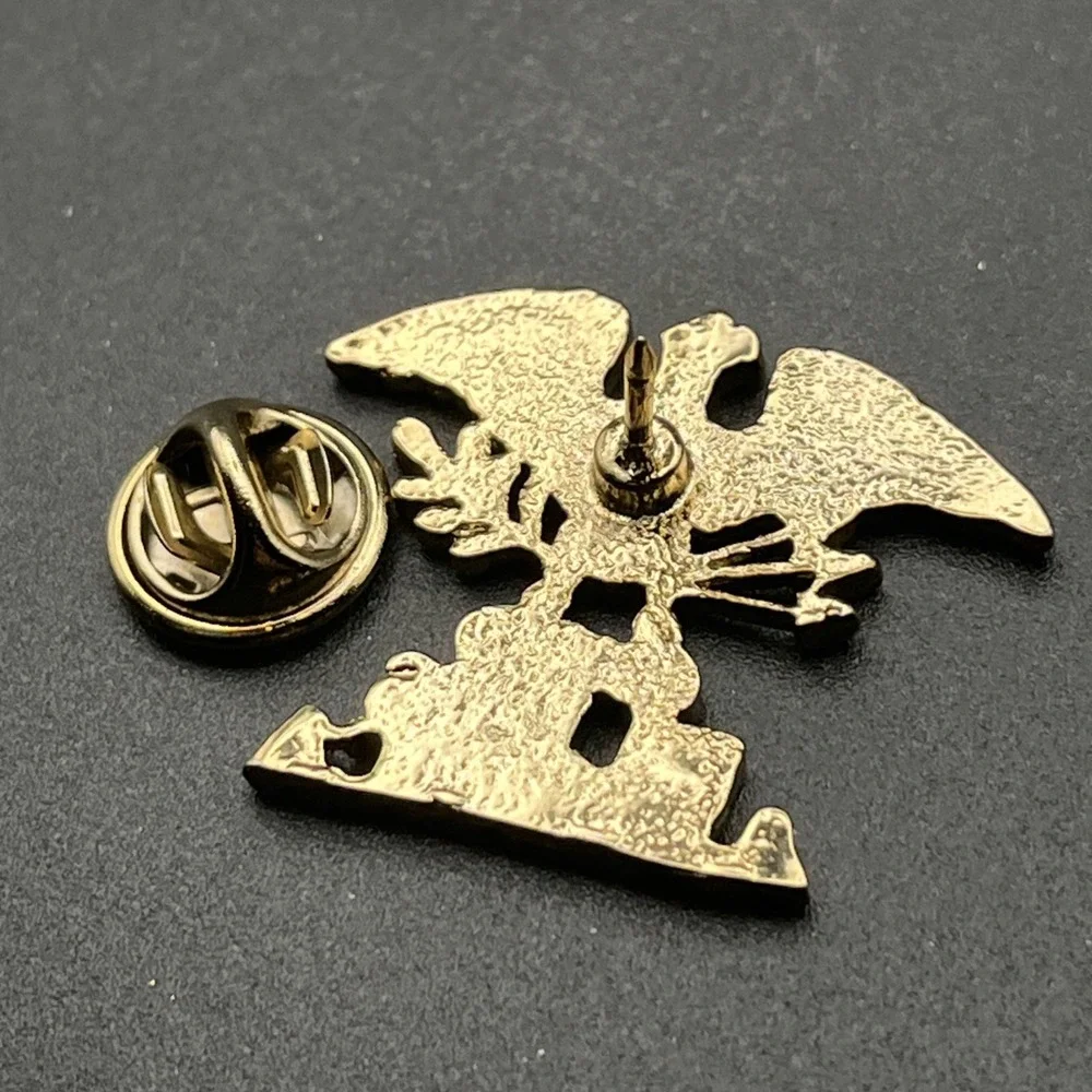 God Bless America Eagle Gold Tone‎ Lapel Hat Pin